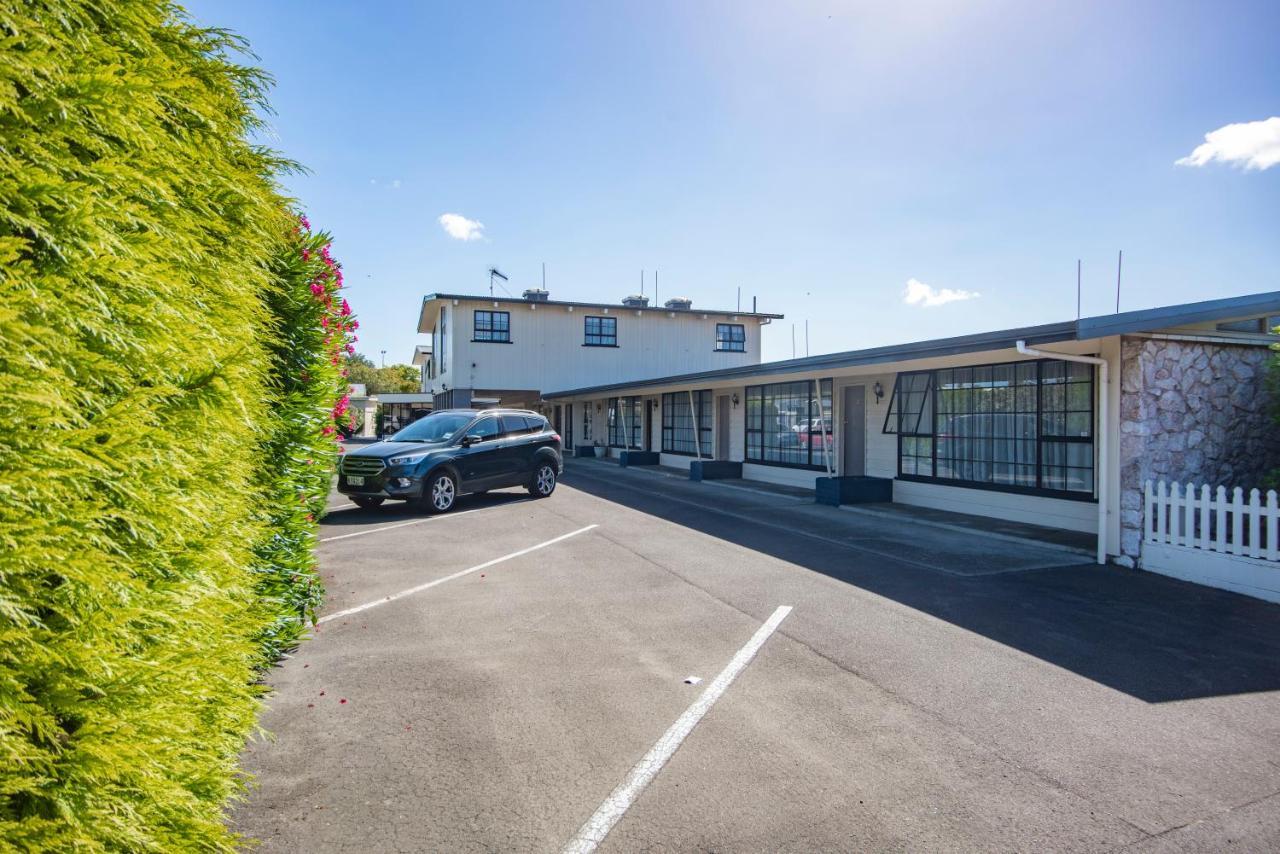 Tuki Tuki Motel Waipukurau Kültér fotó